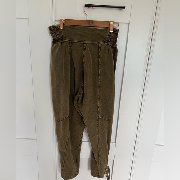 Free People Olive Green Joggers - Picture 9 of 11
